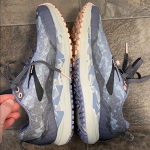 Brooks Caldera Running shoes